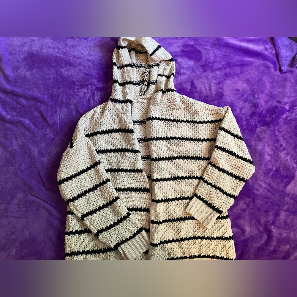 Rewind - XL Open-Hooded Cardigan